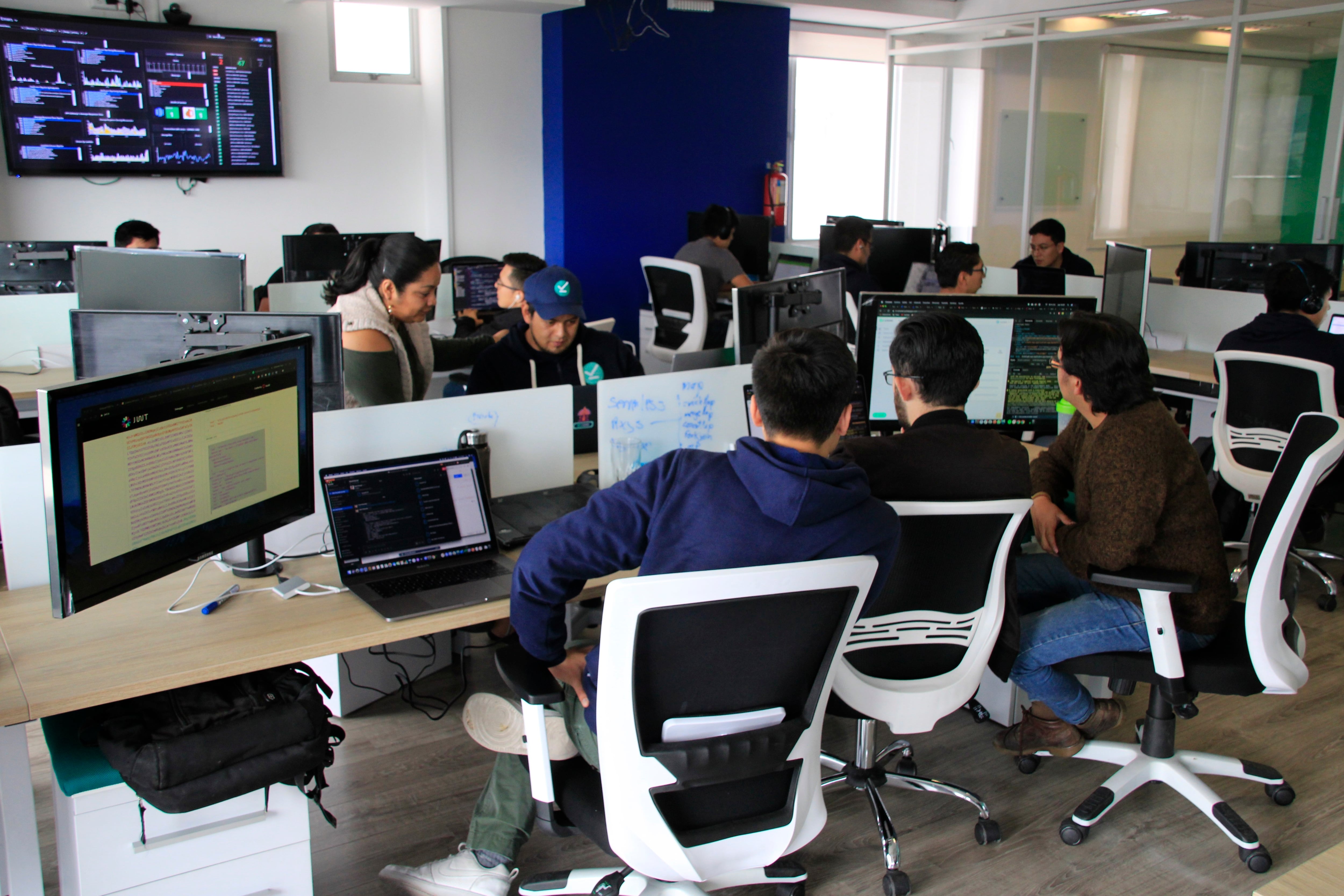 Para 2026, el estudio prevé una estabilización, con subas más cercanas a las variables macroeconómicas proyectadas y alejadas de los picos recientes EFE/Kevin Vélez Guerrero/Archivo