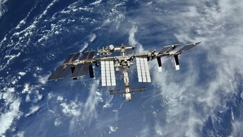 Máxima alerta en la Estación Espacial Internacional: sonó la alarma de incendio en la sección rusa
