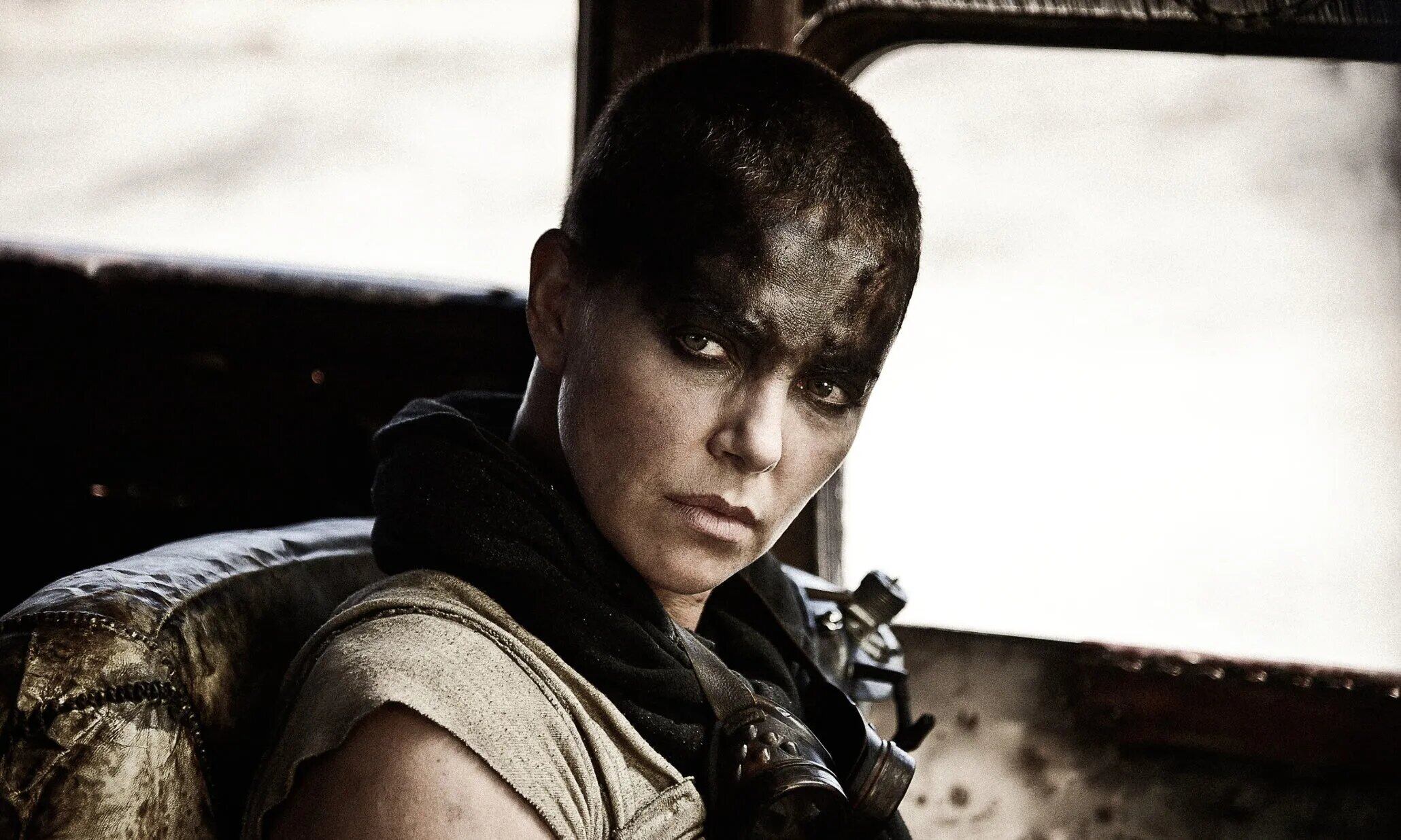 Charlize Theron como Furiosa, el personaje de