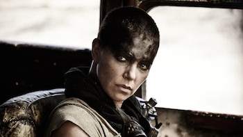 Charlize Theron se reconcilia con ‘Mad Max’ y su personaje de Furiosa 10 años después: “Tengo una conexión muy profunda con esta película”