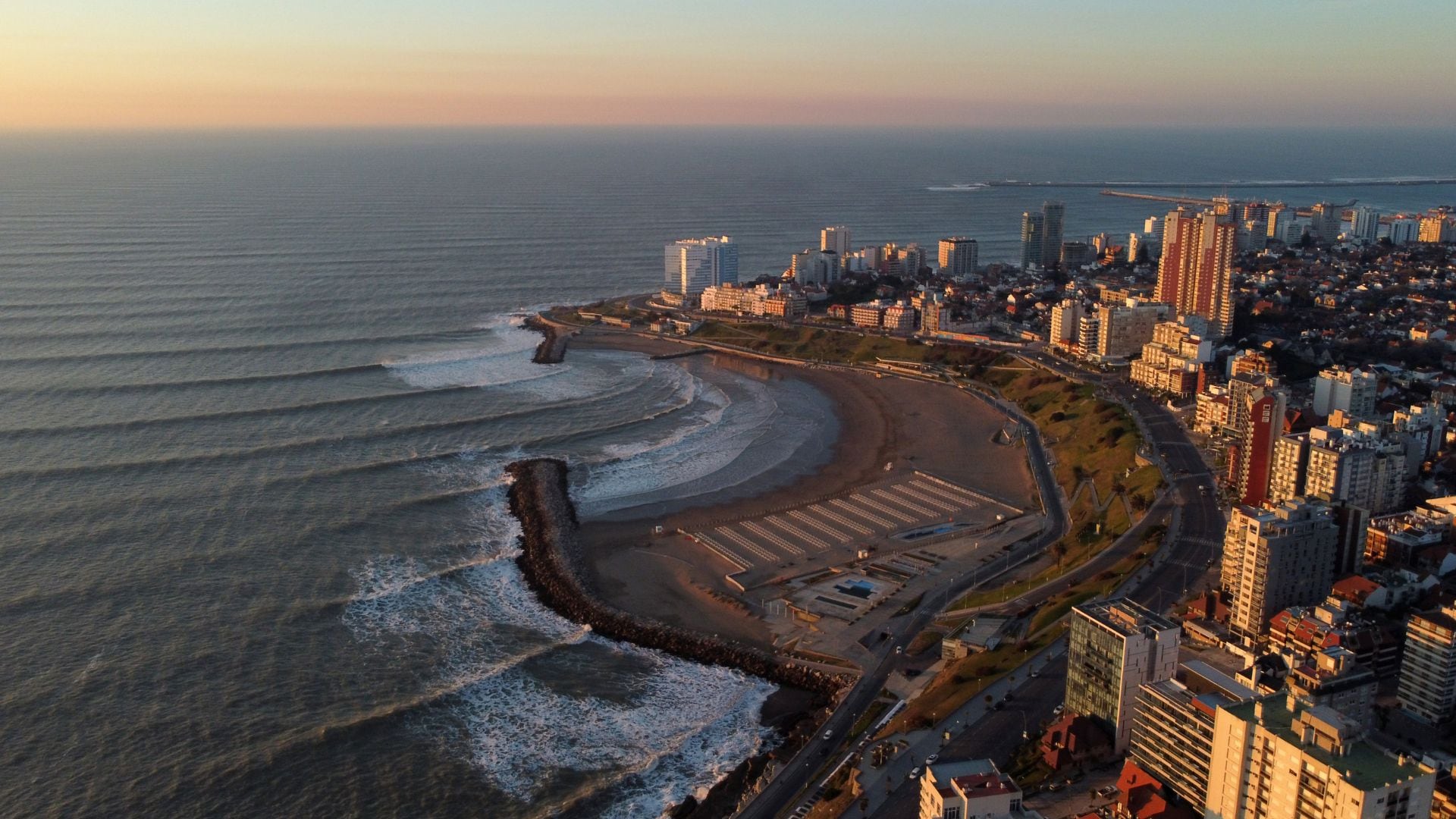 Costa, gastronomía y cultura: las propuestas de Mar del Plata para el fin de semana largo