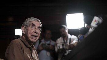 El premio nobel Óscar Arias