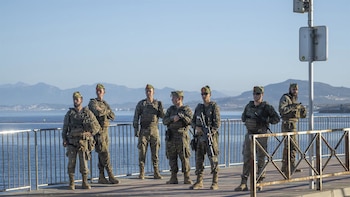 Dos militares permanecen ingresados en el hospital tras sufrir agresiones durante su despliegue en Ceuta