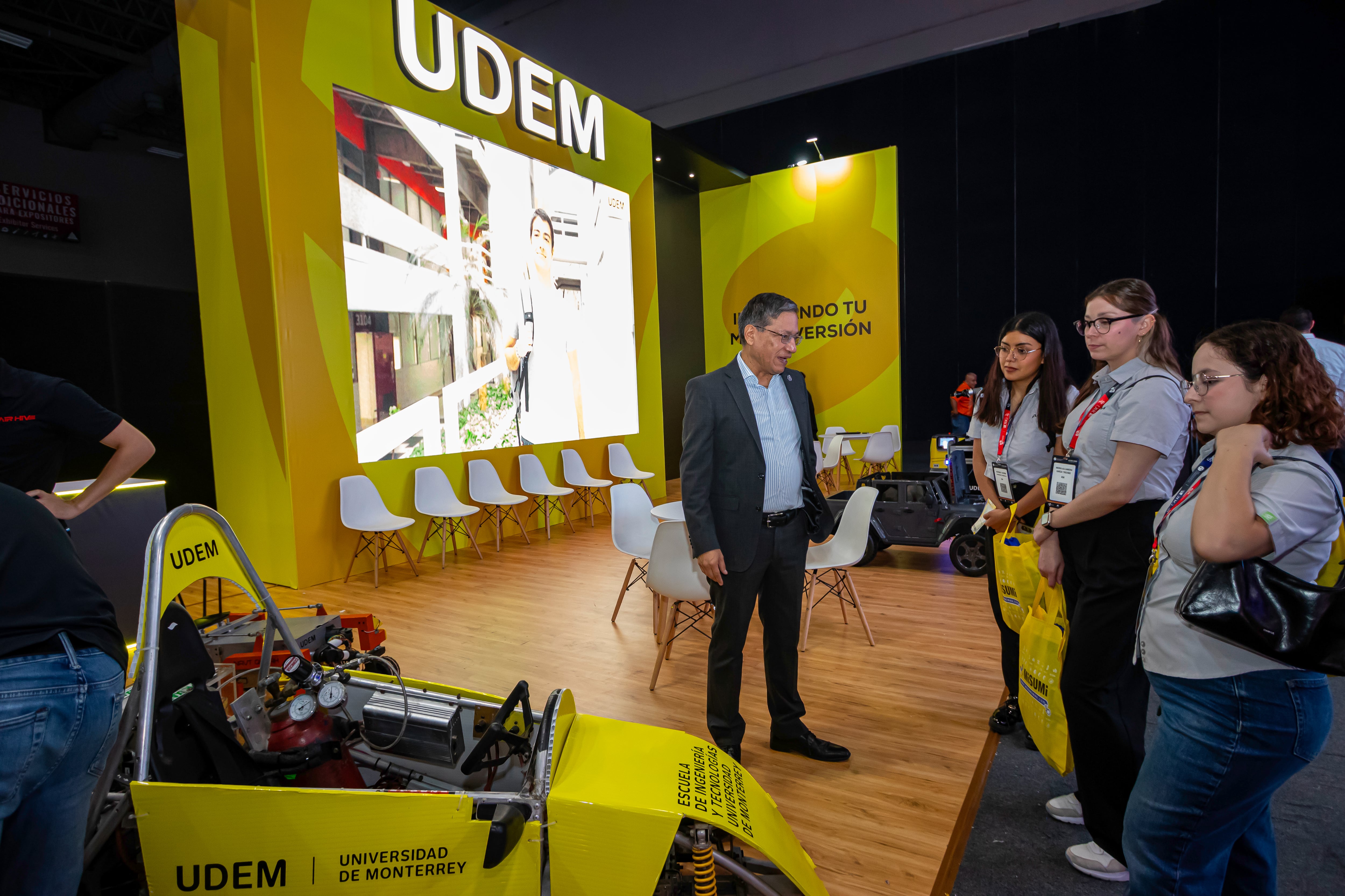 La comunidad universitaria de la UDEM promueve el desarrollo integral, el liderazgo y la transformación social. (Cortesía Universidad de Monterrey UDEM )