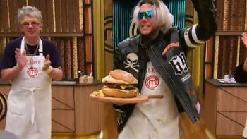 Alex y su última creación: