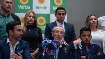 Liberados tres colaboradores de un