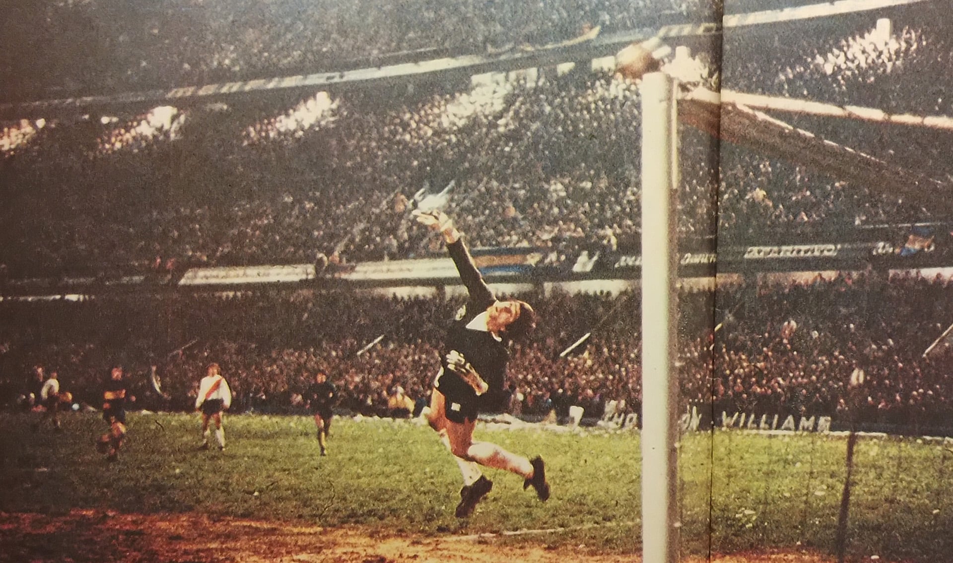 Enorme atajada de Fillol en la Bombonera por la Copa Libertadores