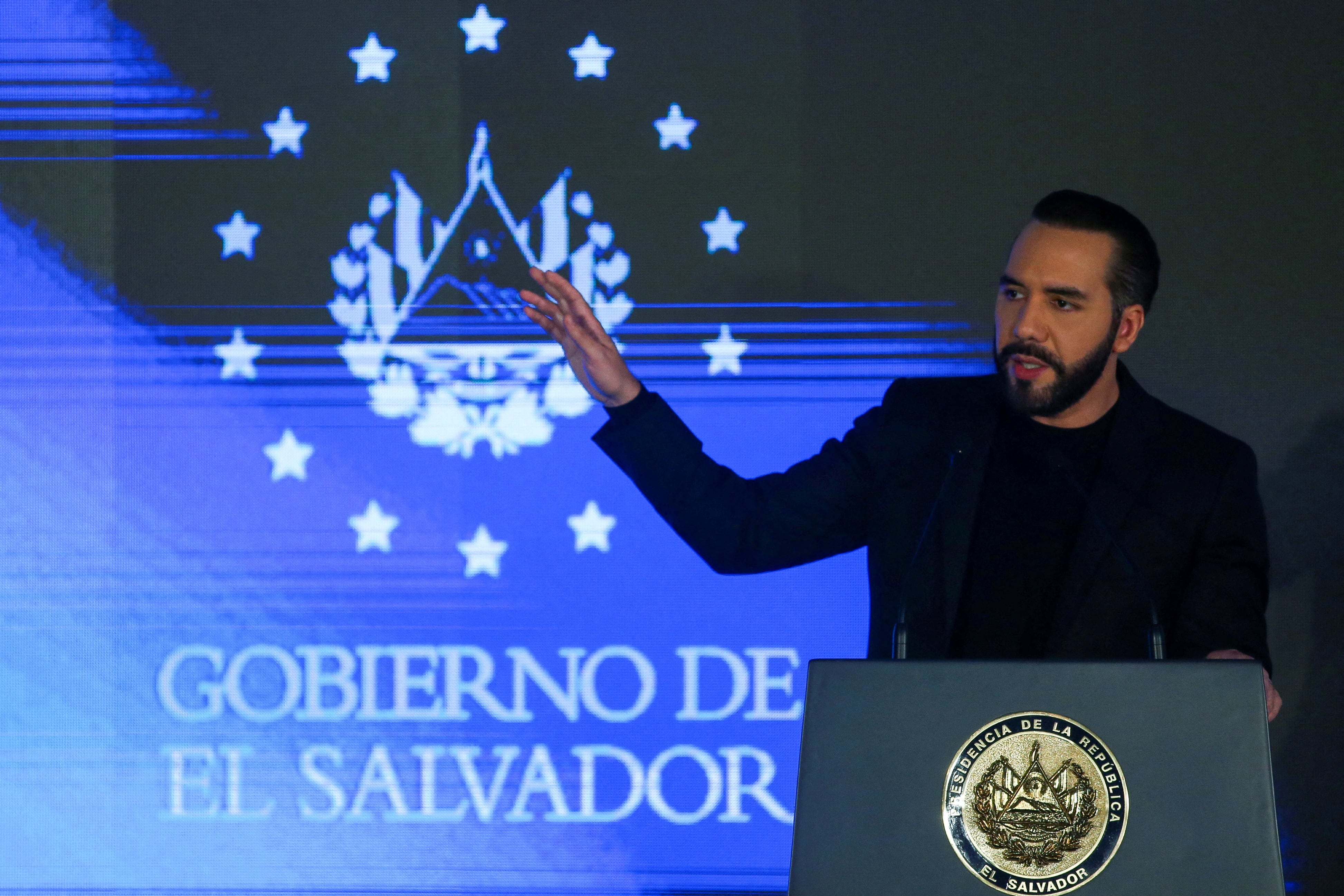 Bukele le ofreció a Maduro un intercambio de prisioneros (REUTERS/Jose Cabezas)