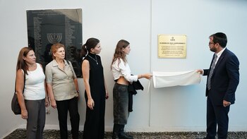 La AMIA homenajeó al fiscal Alberto Nisman: “No podemos acostumbrarnos a vivir en impunidad”