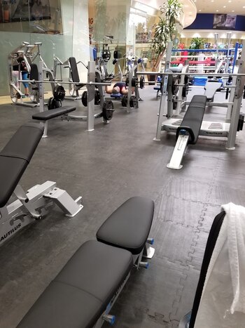 El cuerpo fue encontrado sentado