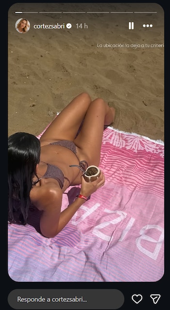 Sabrina Cortez se mostró en Ibiza con una historia de Instagram y escribió “La ubicación la dejo a tu criterio” en medio de los rumores de romance