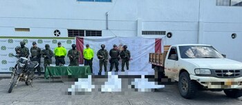 Los cuerpos de los tres