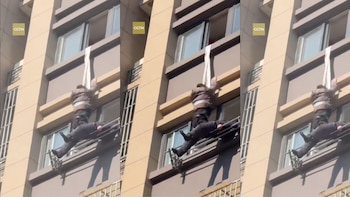 Un anciano cayó desde la