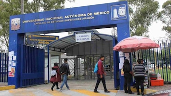 Alto nivel de estudios y no hablar una lengua indígena genera mayor satisfacción entre los mexicanos