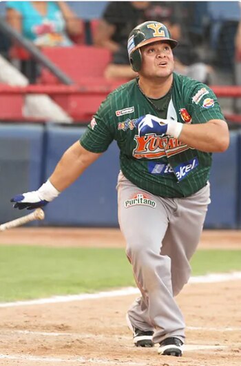 Aunque con una carrera menos