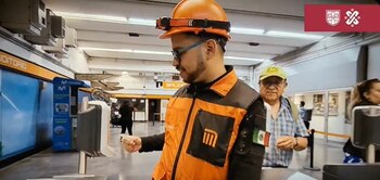 Tras presentar la tarjeta al