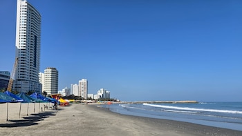 Así quedó la ampliación de Playa 2 en Bocagrande: más de 360 metros renovados para turistas y comerciantes