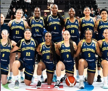 Este es el equipo de la Selección Colombia femenina que no pudo participar por clasificar a los Juegos Olímpicos de Los Ángeles 2028 - crédito @jeniferbasket12/Instagram