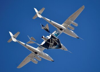 Virgin Galactic planea retomar los