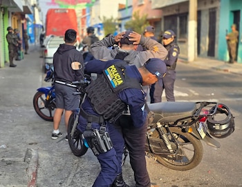 Agentes de la Policía Nacional
