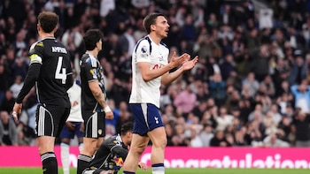 (Crónica) El Tottenham se deja dos puntos ante el Leeds en la pelea por la permanencia