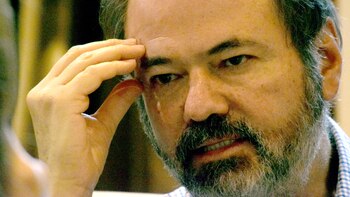 Juan Villoro tiene su biblioteca