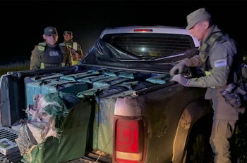 Gendarmería secuestró 456 kilos de cocaína dentro de una Volkswagen Amarok abandonada cerca de Elisa (Fuente: Fiscales)