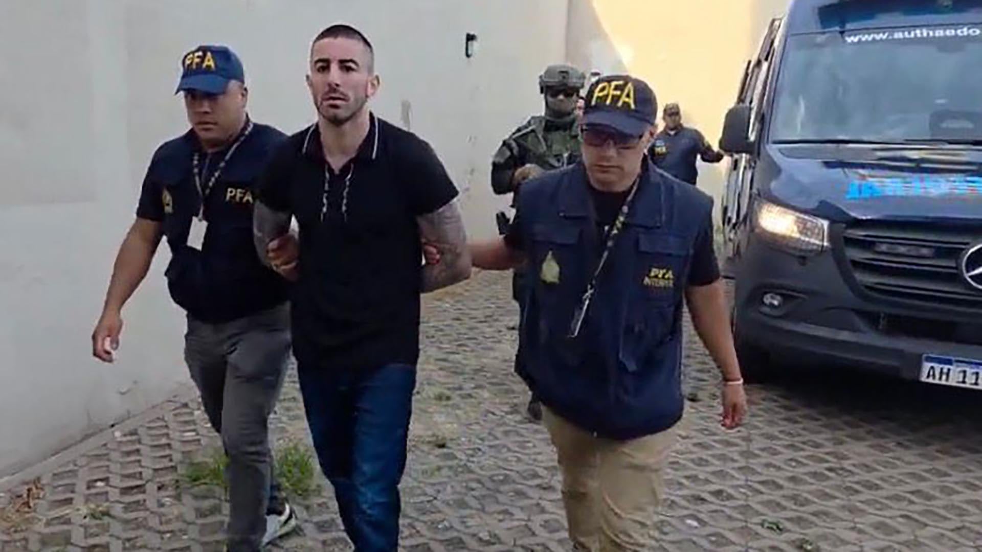 Rodolfo Nicolás Caraballo Escobar, custodiado