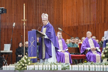 El obispo de Córdoba, Jesús