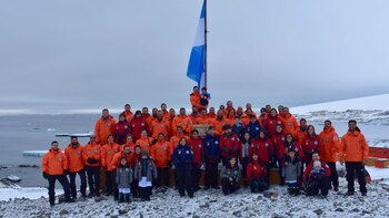 La dotación completa de la