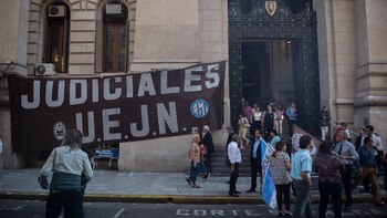 Paro y movilización de judiciales