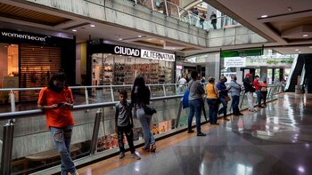 Centros comerciales reabiertos en Venezuela