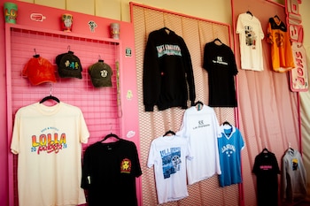 Las camisetas oversize con frases