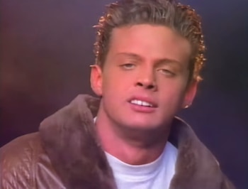 'La Incondicional', videoclip dirigido por