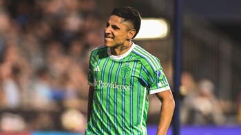 Raúl Ruidíaz jugó las últimas