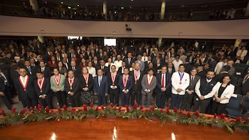 JNE entregó credenciales a senadores y representantes del Parlamento Andino