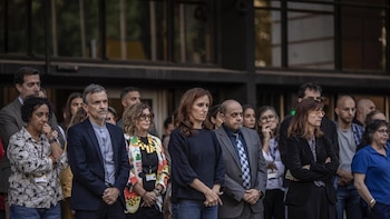 El Ministerio Sanidad guarda un minuto de silencio por las víctimas del accidente ferroviario en Toledo
