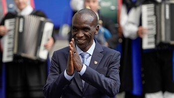 Eliud Kipchoge, "profundamente triste" por