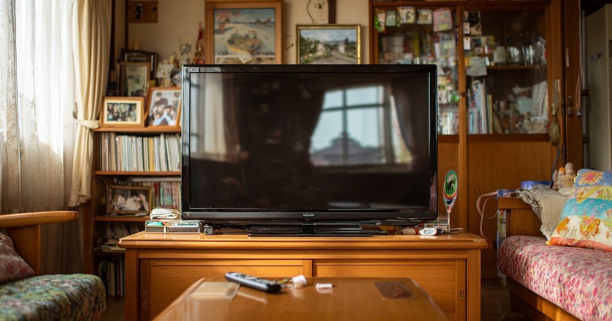 Qué hacer con el TV antiguo que tenemos en casa y cómo convertirlo en Smart TV