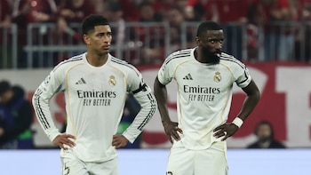 El Real Madrid encara una segunda temporada en blanco tras su eliminación en la Champions y una Liga prácticamente perdida