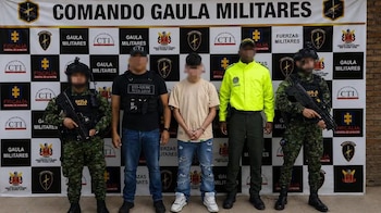 La detención de alias Monito se concretó en el Aeropuerto Internacional Alfonso Bonilla Aragón de Palmira durante un operativo de la Policía Nacional - crédito Ejército Nacional