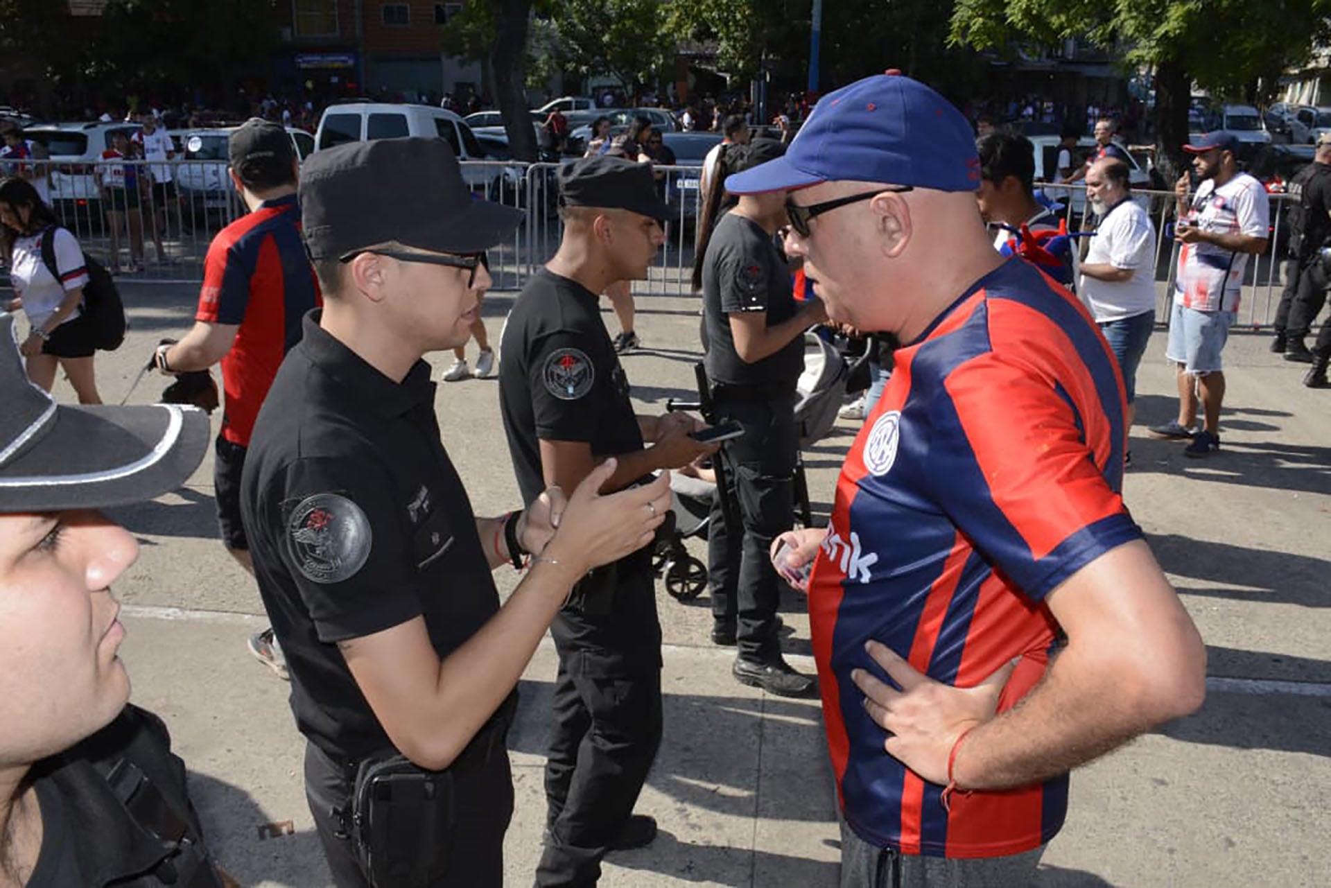 En la cancha de San Lorenzo, el operativo dejó 55 actas contravencionales, de las cuales 33 fueron por intentos de ingreso sin entradas