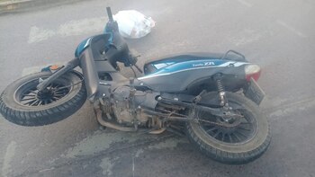 Un motociclista murió durante los festejos de año nuevo en La Plata por un violento choque - Image 3