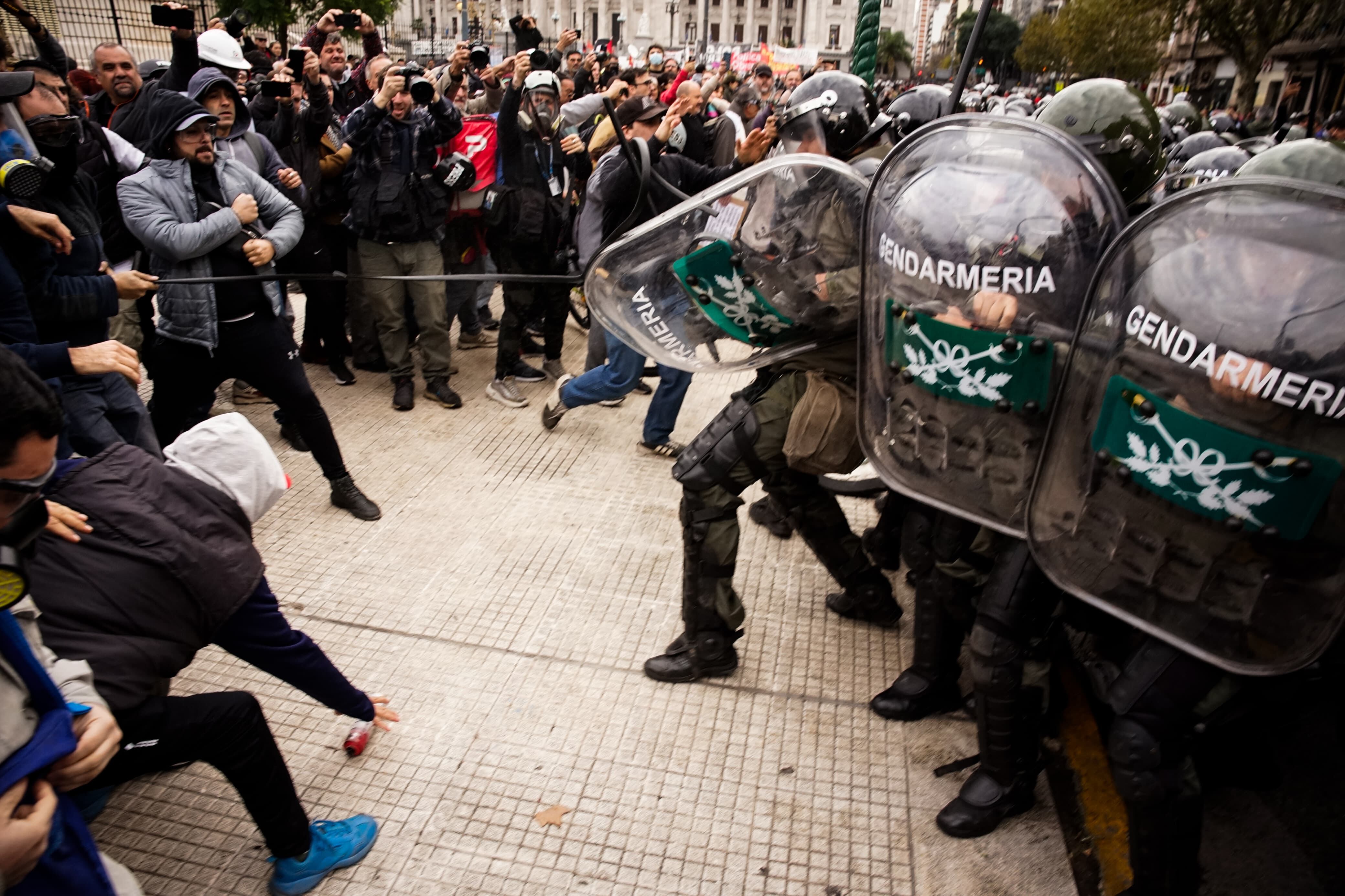 Otro miércoles de tensión en el Congreso (RS Fotos)