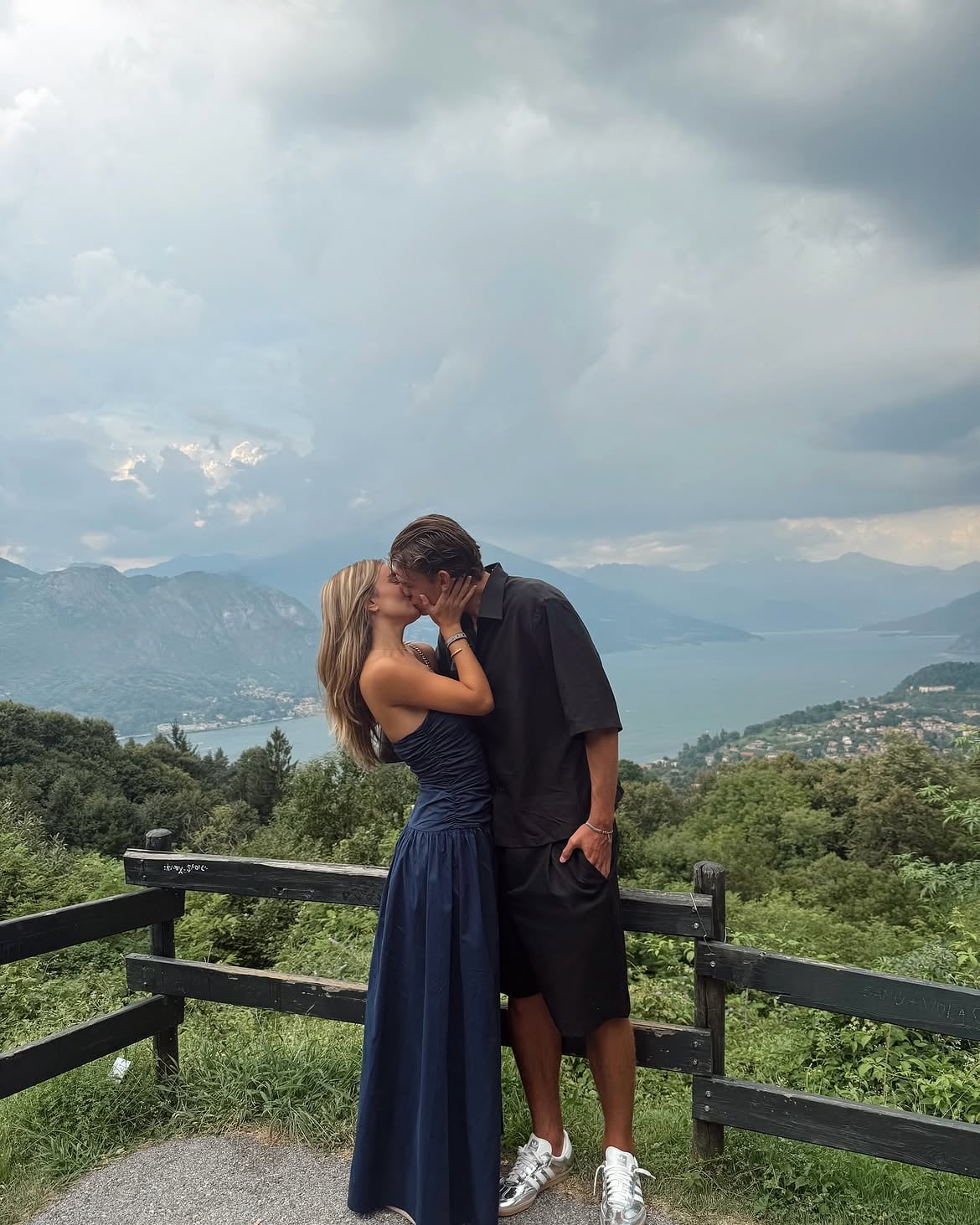 Ambos se demuestran su amor con diversos comentarios en redes sociales (Créditos: @emmaramirezz_/Instagram)
