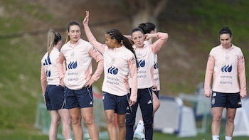 La selección femenina de fútbol se concentra este miércoles para los duelos ante Inglaterra y Ucrania