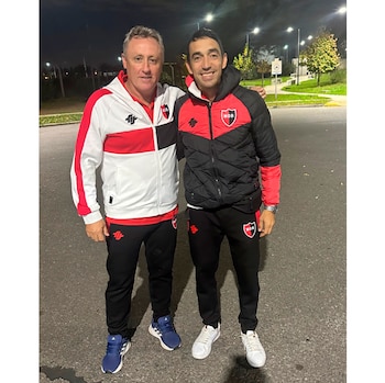 Julio también es médico de