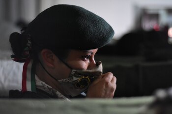 La estatura mínima para hombres