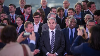 Zapatero dice que la "prioridad nacional" es "una vergüenza" que fracasará y avisa: el PP está "pillado" con Vox