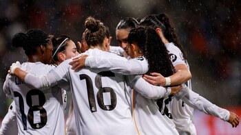 Real Madrid sacó adelante un